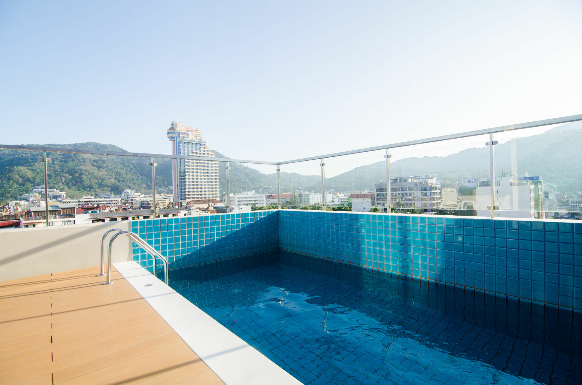 Hotel Centro One Bangla à Patong Extérieur photo